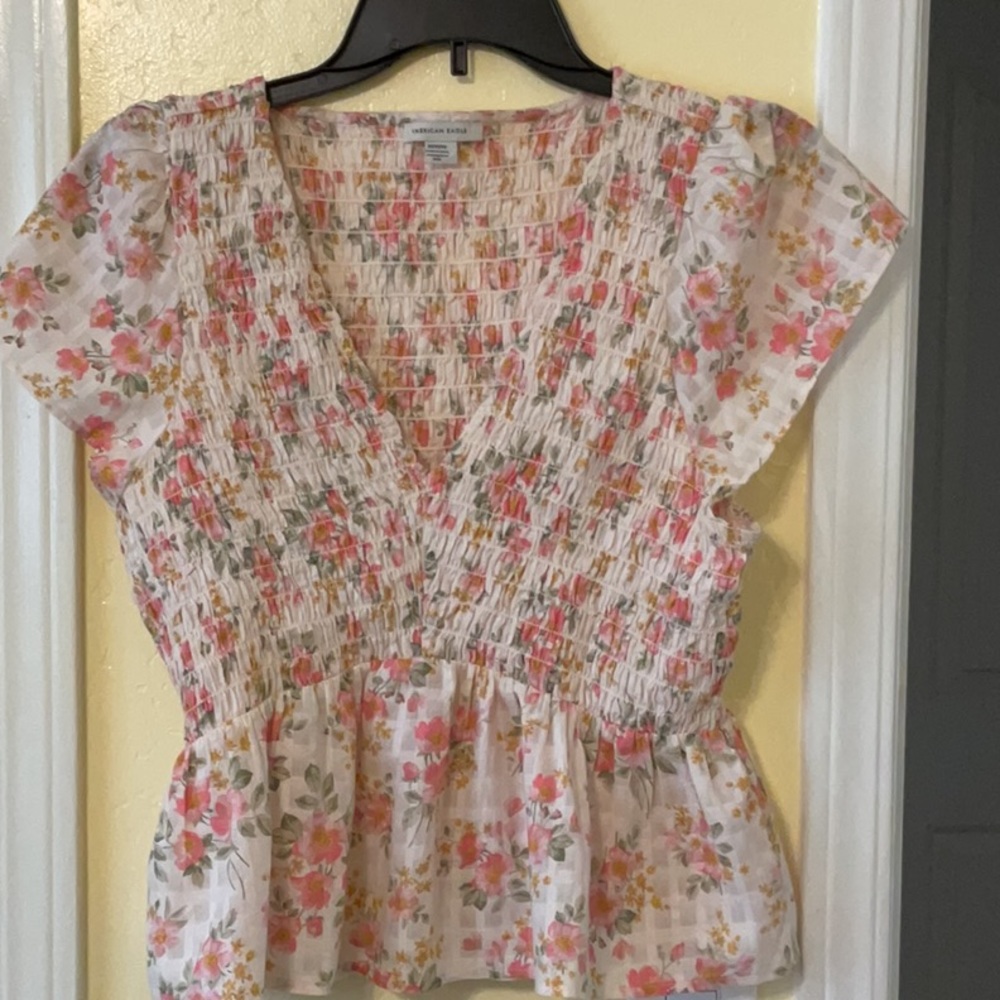 American Eagle Women’s Medium Top